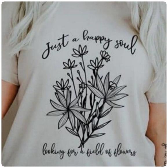 Bella Canvas White ‘Just A Happy Soul Looking For A Field of Flowers’ Tee 2XL - Picture 10 of 10